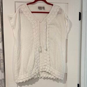 Chico's White Cotton Accent Blouse/Tunic